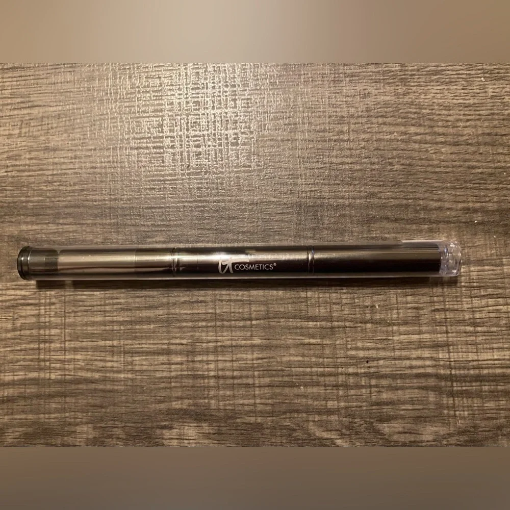 NEW - It cosmetics HEAVENLY LUXE™ DUAL AIRBRUSH CONCEALER BRUSH #2